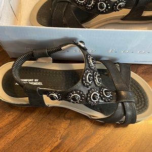 Comfort by Alexis Bendel- Black Sandals